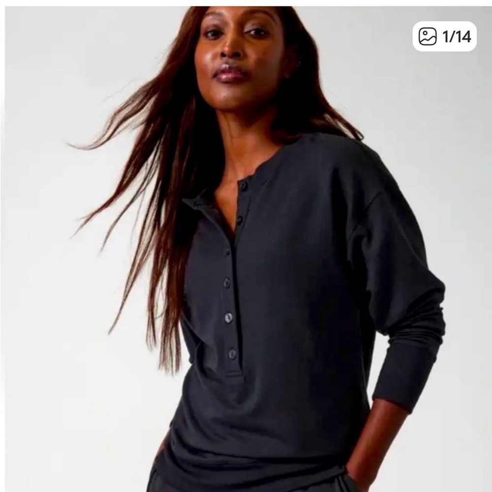 Athleta balance button up henley